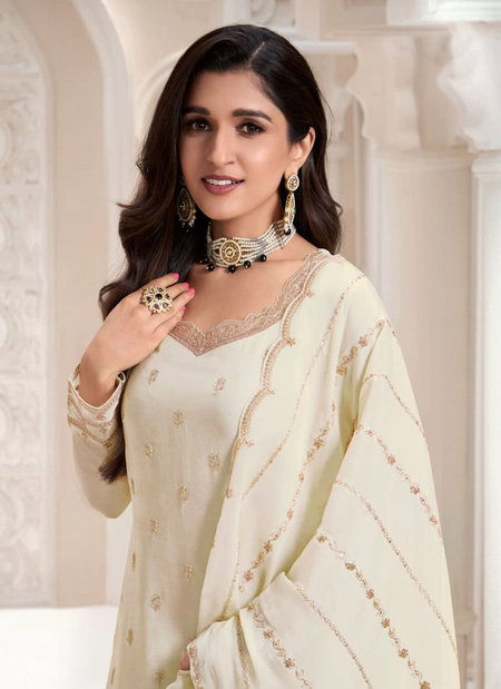 Banno By Vinay Kuleesh Chinon Wedding Wear Salwar Kameez Wholesalers In Delhi